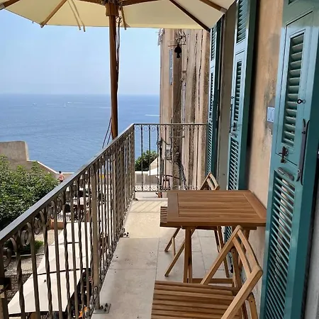 Entre Ciel Et * Bonifacio (Corsica)