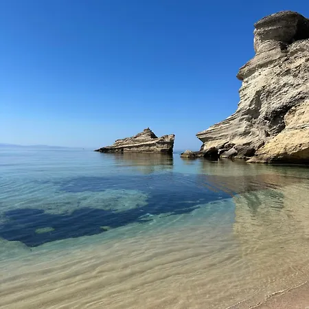 Entre Ciel Et Bonifacio (Corsica)
