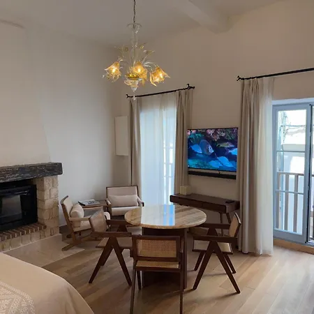 Entre Ciel Et بونيفَسْيو