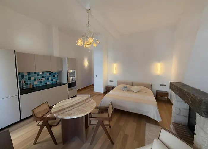 Entre Ciel Et ボニファシオ