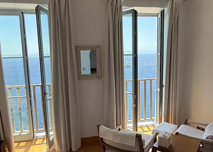 Entre Ciel Et ホームステイ ボニファシオ