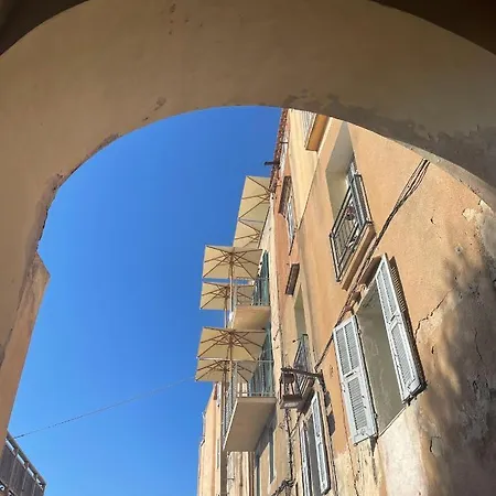 Entre Ciel Et Bonifacio (Corsica)