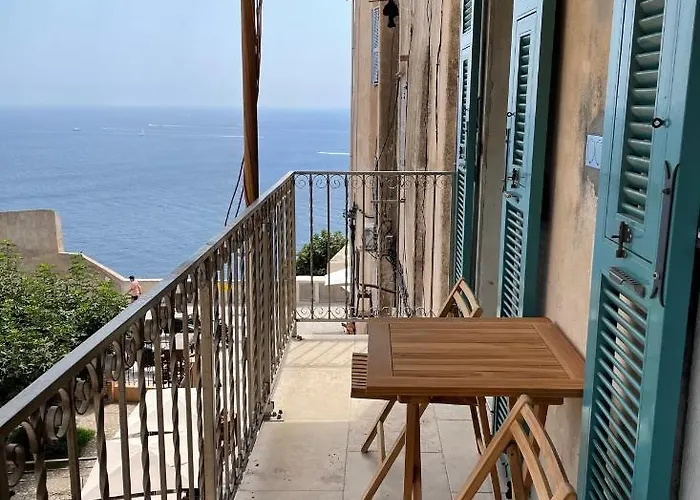 Entre Ciel Et * Bonifacio (Corsica)