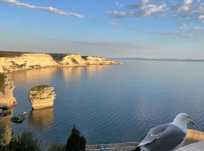 Entre Ciel Et Bonifacio (Corsica)