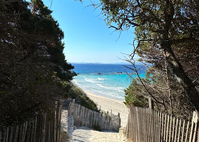 Entre Ciel Et Bonifacio (Corsica)